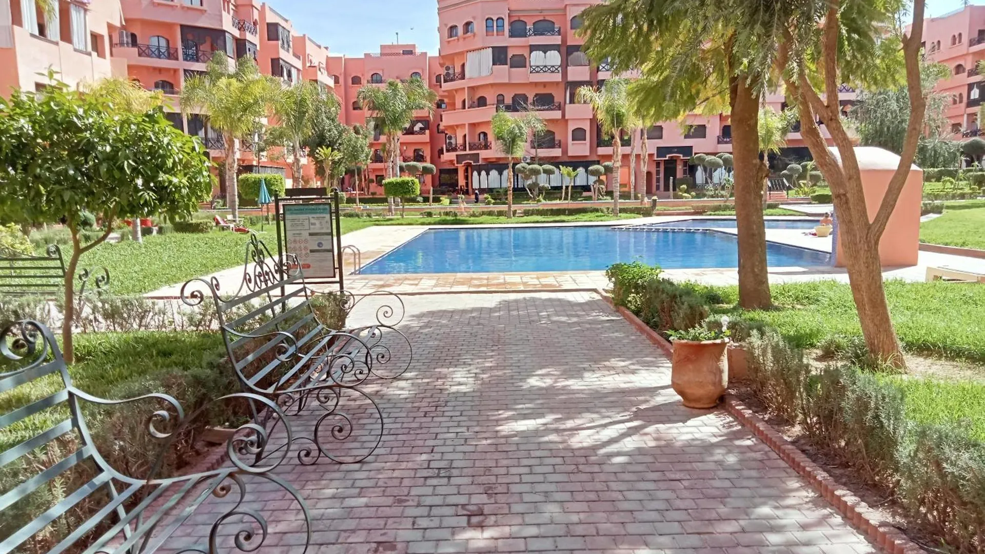 Somptueux Appartement Avec Terrasse Et Piscines Marrakesh